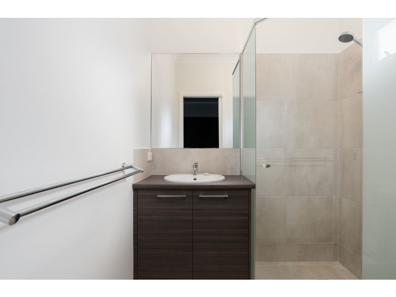 2/6 Cherylnne Crescent, Kilsyth VIC 3137