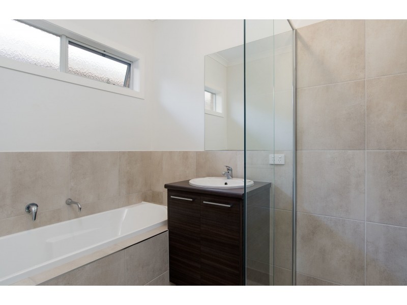 2/6 Cherylnne Crescent, Kilsyth VIC 3137