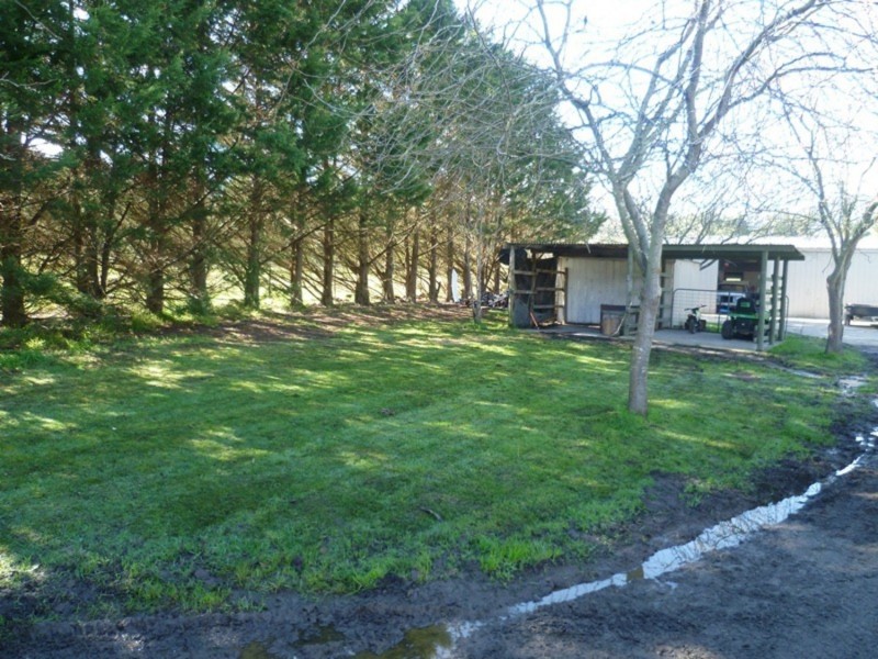 311 Healesville-Koo Wee Rup Road, Badger Creek VIC 3777