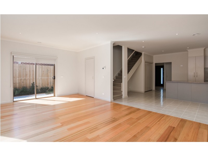 17 Gladstone Street, Lilydale VIC 3140