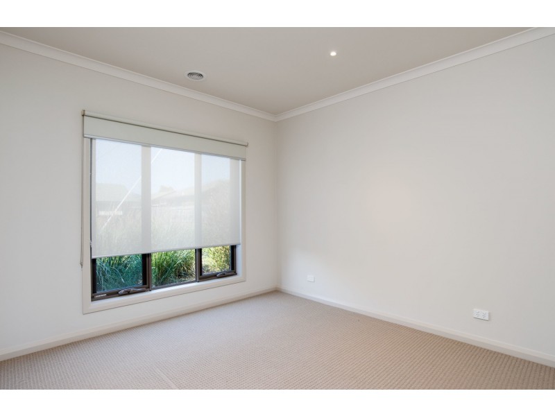 17 Gladstone Street, Lilydale VIC 3140