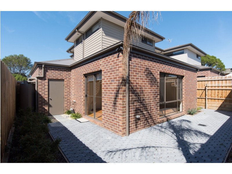 17 Gladstone Street, Lilydale VIC 3140