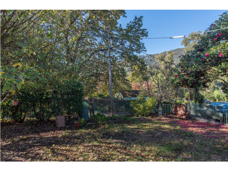 68 Kerr Crescent, Montrose VIC 3765
