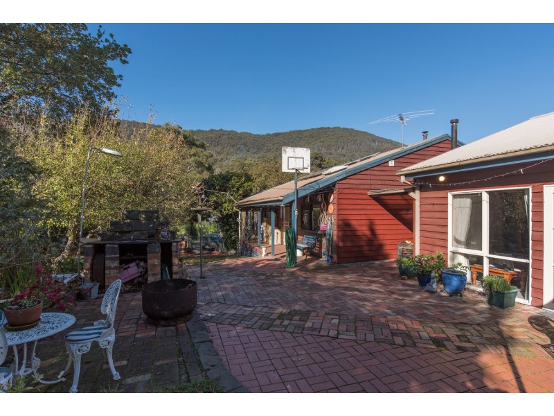 68 Kerr Crescent, Montrose VIC 3765