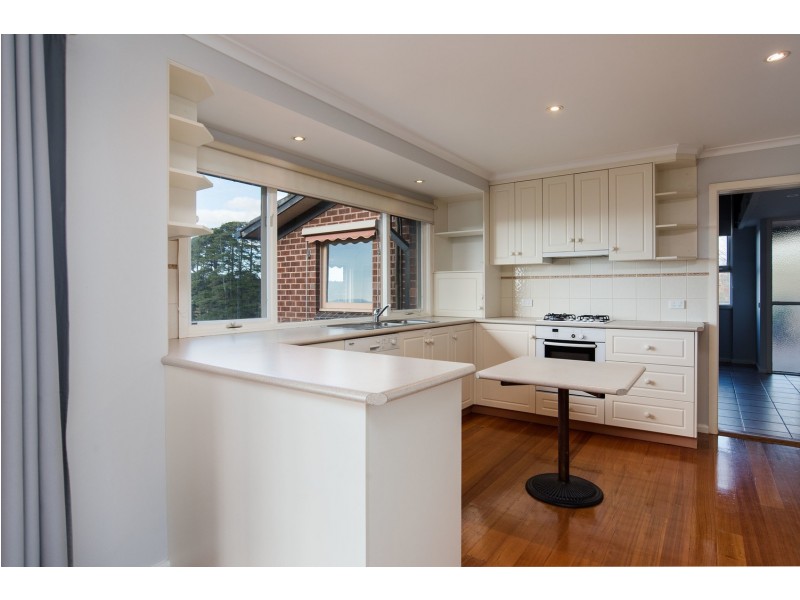 15 Henderson Hill Road, Silvan VIC 3795