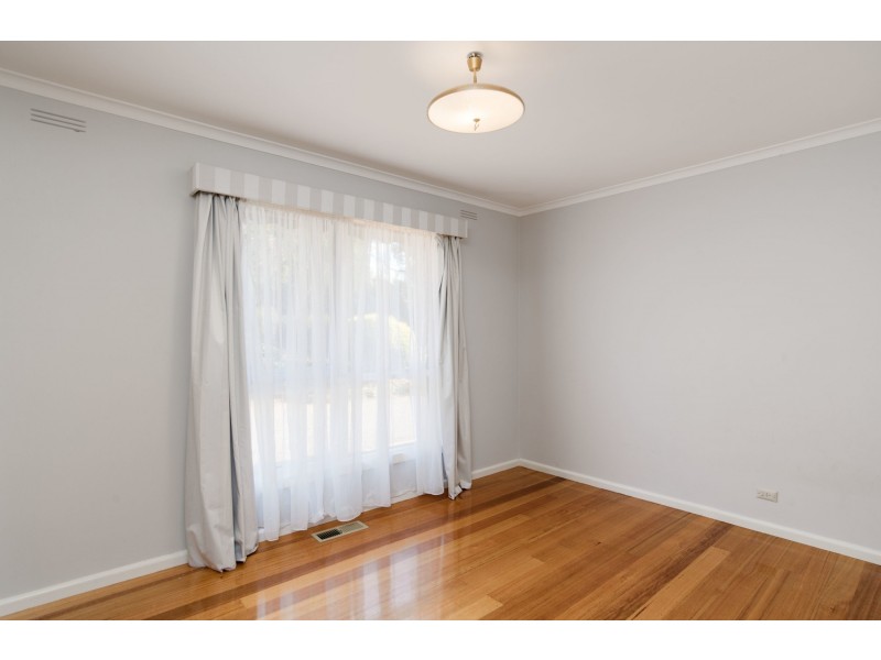 15 Henderson Hill Road, Silvan VIC 3795