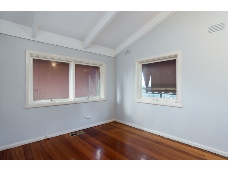 15 Henderson Hill Road, Silvan VIC 3795
