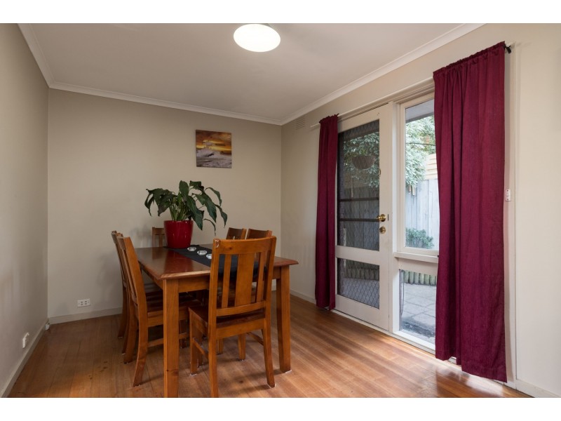 16 Vista Drive, Chirnside Park VIC 3116