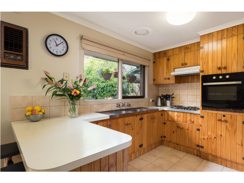 16 Vista Drive, Chirnside Park VIC 3116