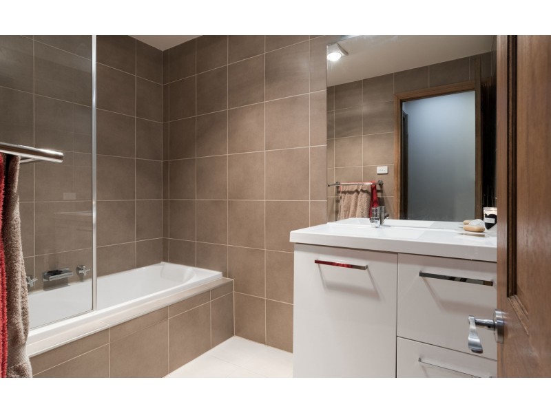 8 Mill Road, Yarra Glen VIC 3775