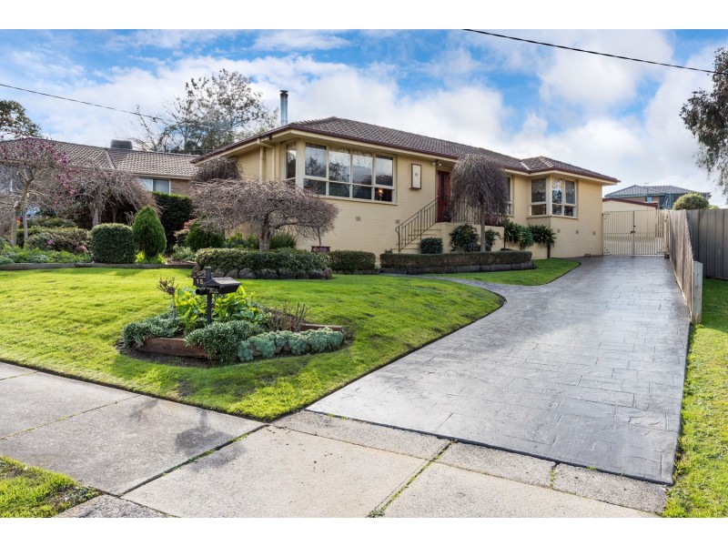 15 Orrong Road, Mooroolbark VIC 3138