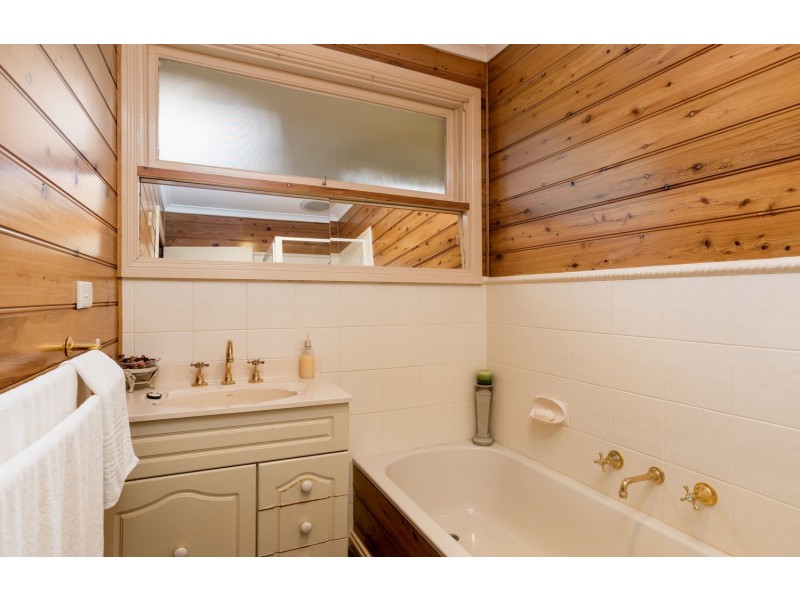 15 Orrong Road, Mooroolbark VIC 3138