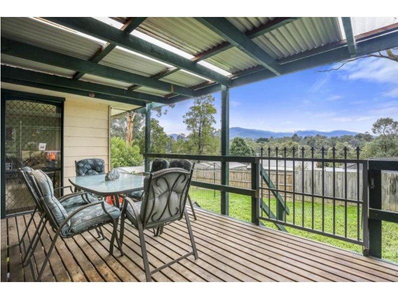 2 Ridge Court, Launching Place VIC 3139