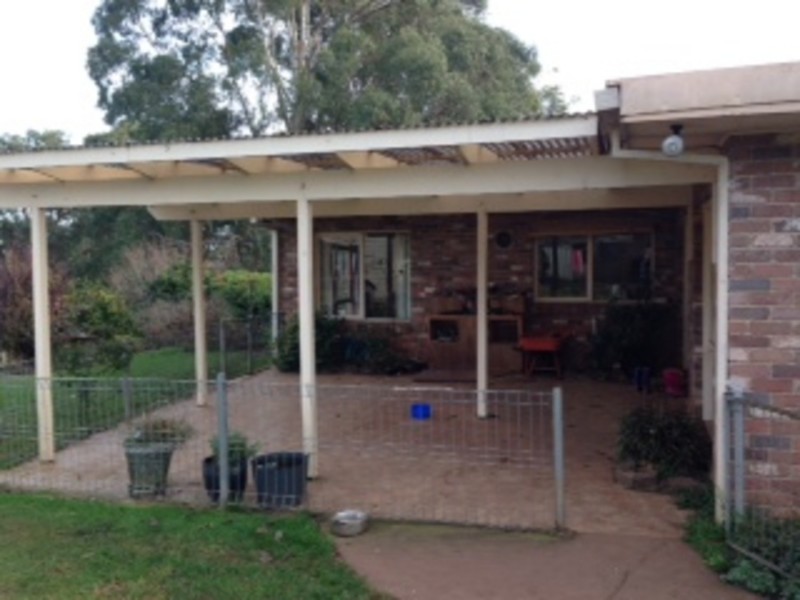 28 Hunter Road, Wandin North VIC 3139