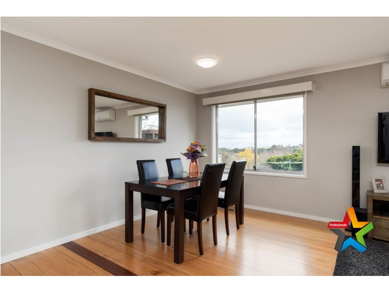 24 Westmount Road, Healesville VIC 3777