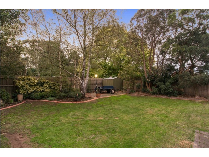 17 Anthony Drive, Chirnside Park VIC 3116
