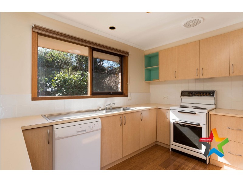 7 Oakbank Court, Mooroolbark VIC 3138