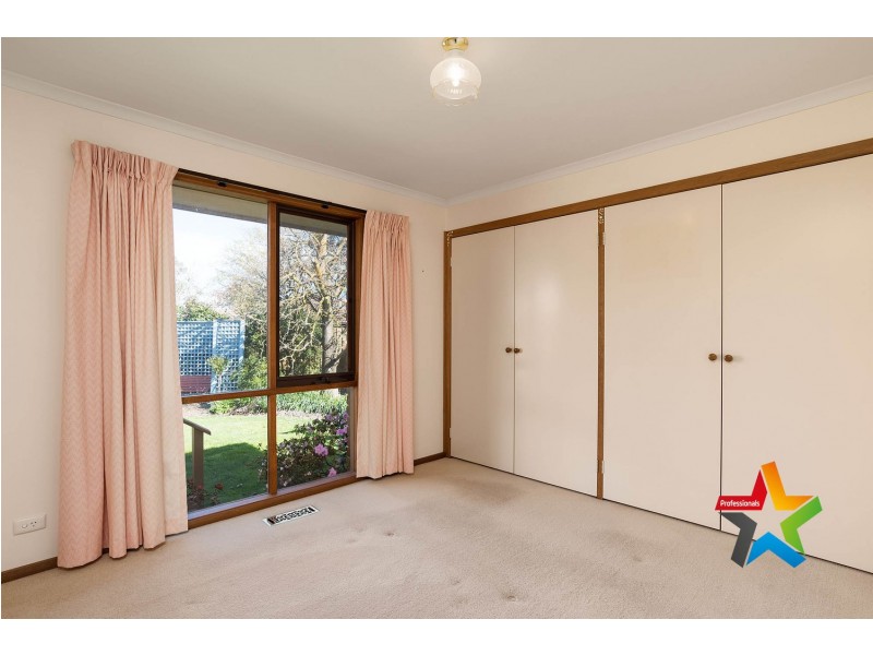 7 Oakbank Court, Mooroolbark VIC 3138