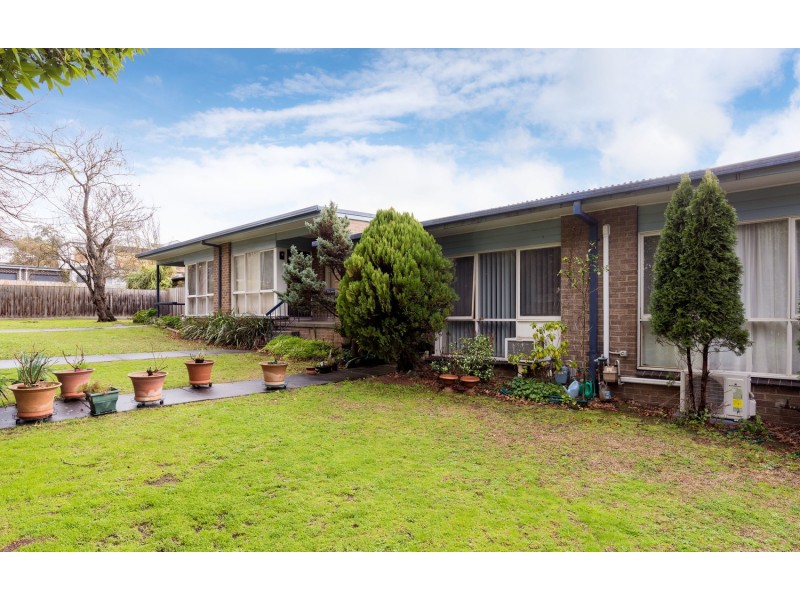 2/5 Cavehill Road, Lilydale VIC 3140