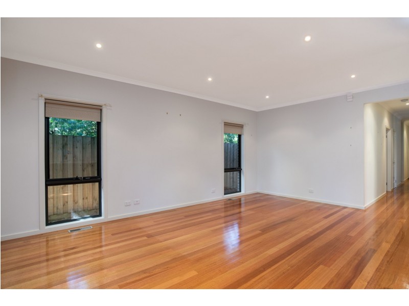 2/24 Pascoe Avenue, Croydon VIC 3136