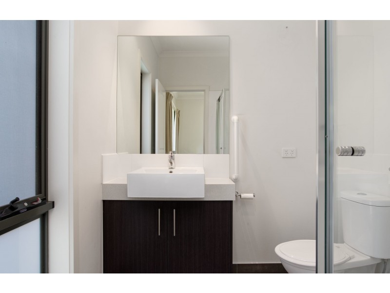 2/24 Pascoe Avenue, Croydon VIC 3136