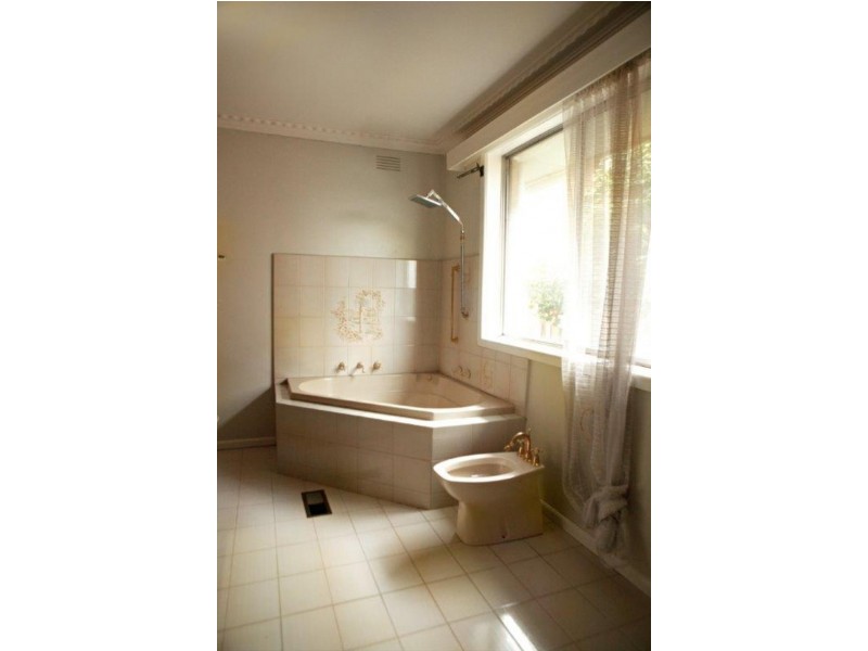 13 Pine Street, Lilydale VIC 3140