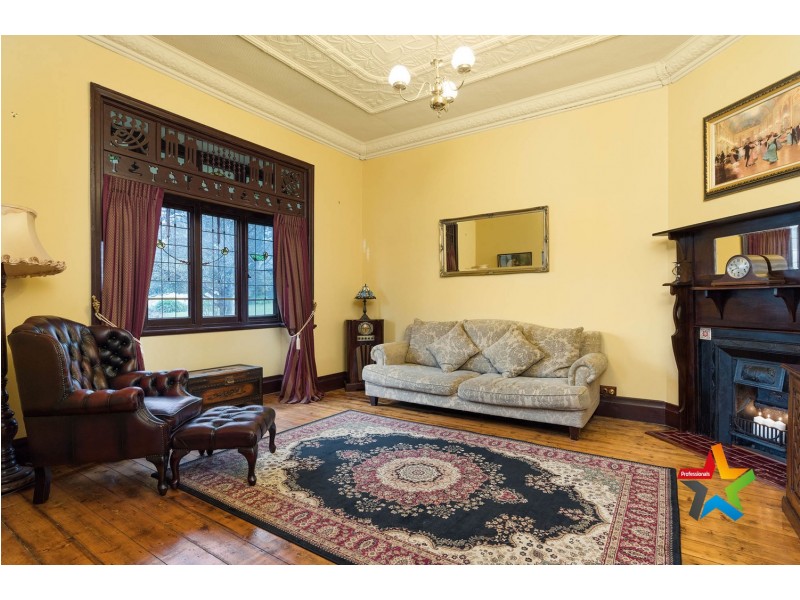 10 Welham Road, Mooroolbark VIC 3138