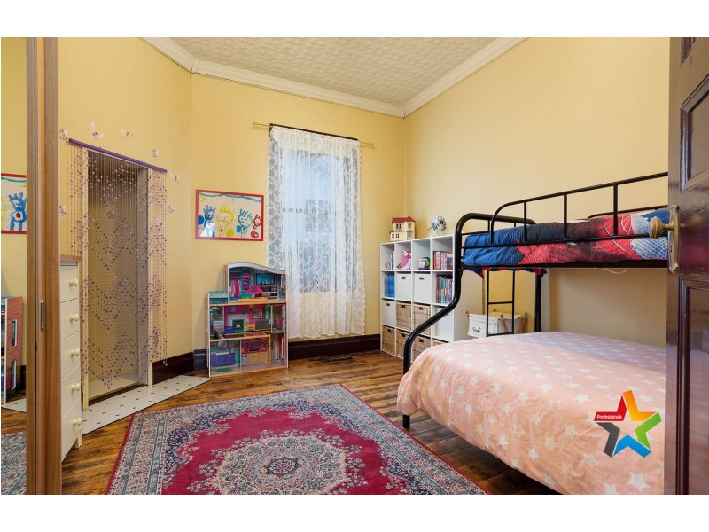 10 Welham Road, Mooroolbark VIC 3138