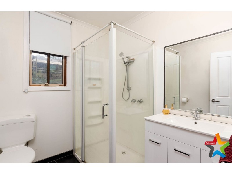 120 Monbulk Road, Mount Evelyn VIC 3796