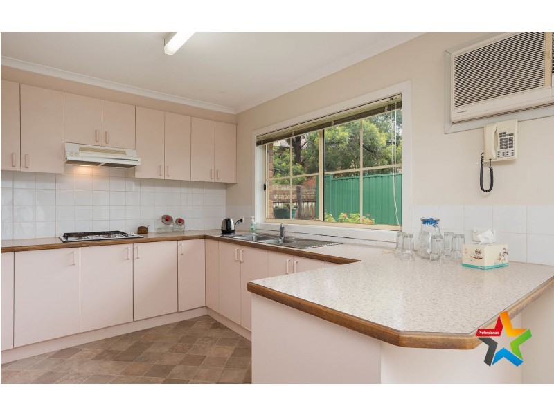 1/37a Exeter Road, Croydon North VIC 3136