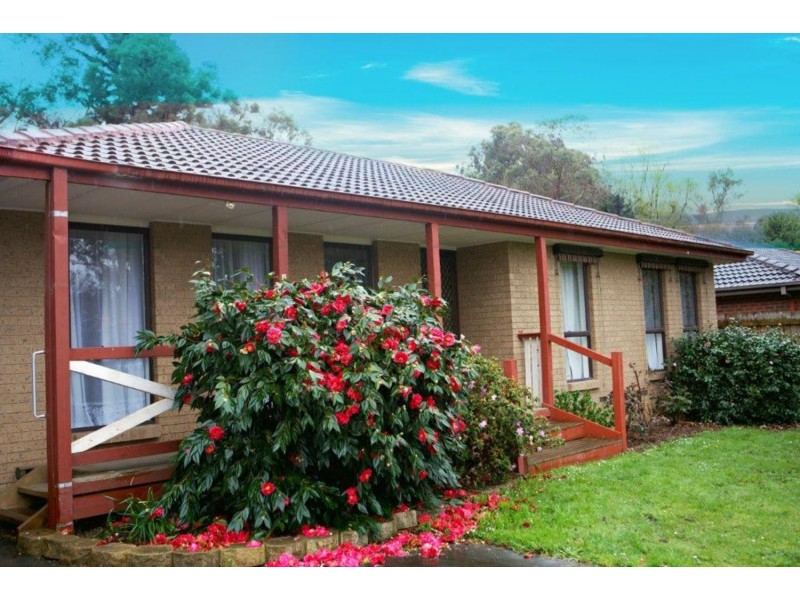 13 Drummond Road, Seville VIC 3139