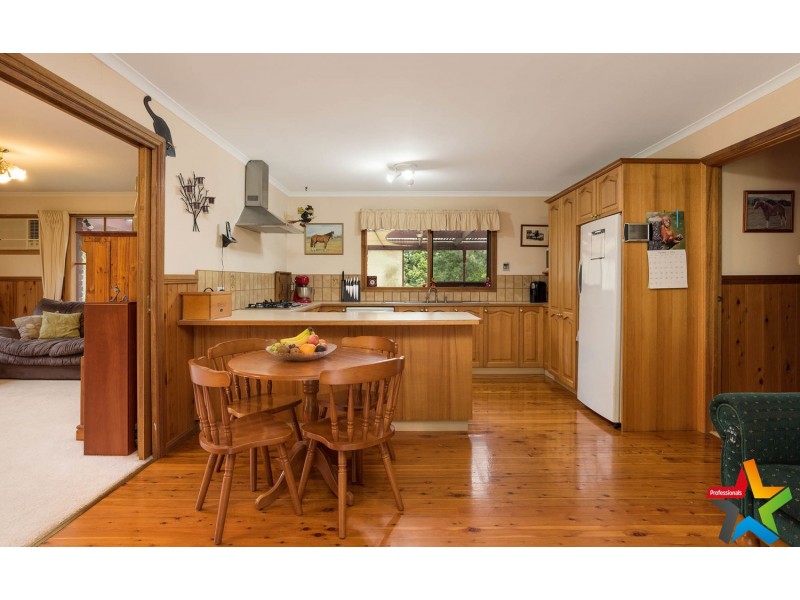 308 Don Road, Badger Creek VIC 3777