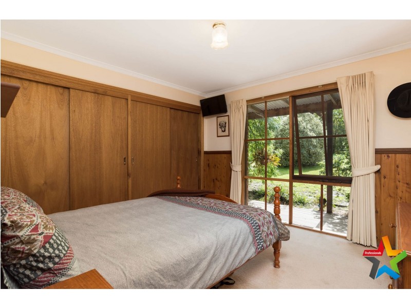 308 Don Road, Badger Creek VIC 3777