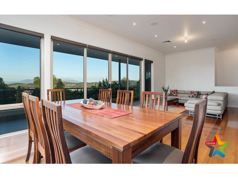 21 St Andrews Drive, Chirnside Park VIC 3116