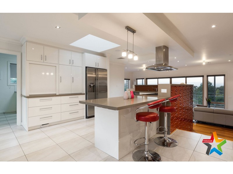 21 St Andrews Drive, Chirnside Park VIC 3116