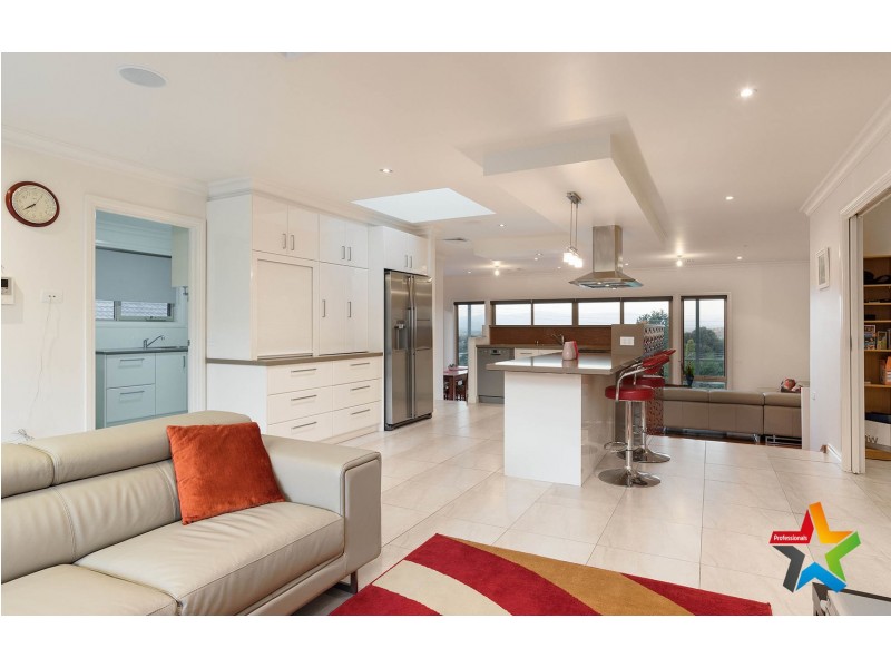 21 St Andrews Drive, Chirnside Park VIC 3116