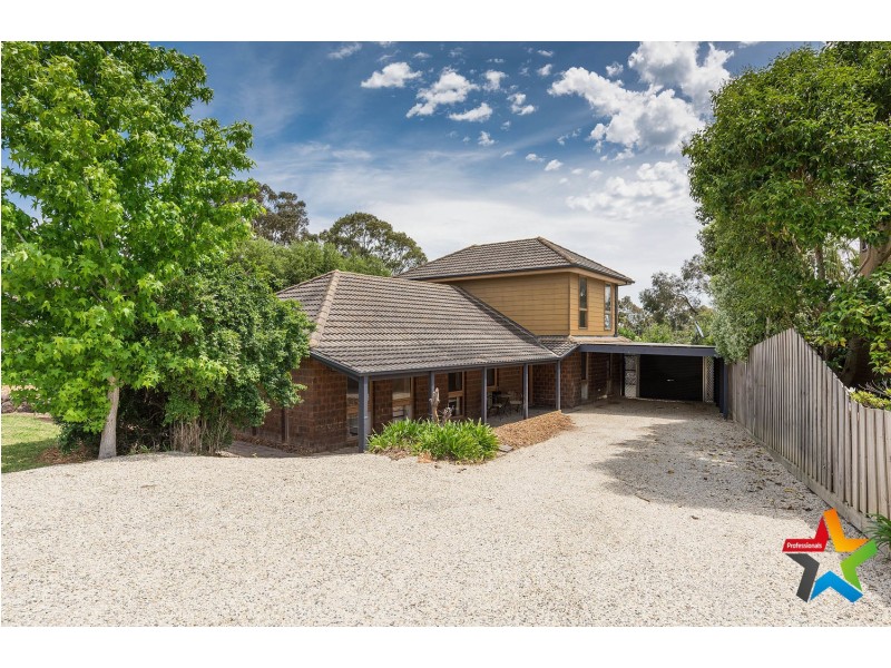 74 Lauriston Drive, Coldstream VIC 3770