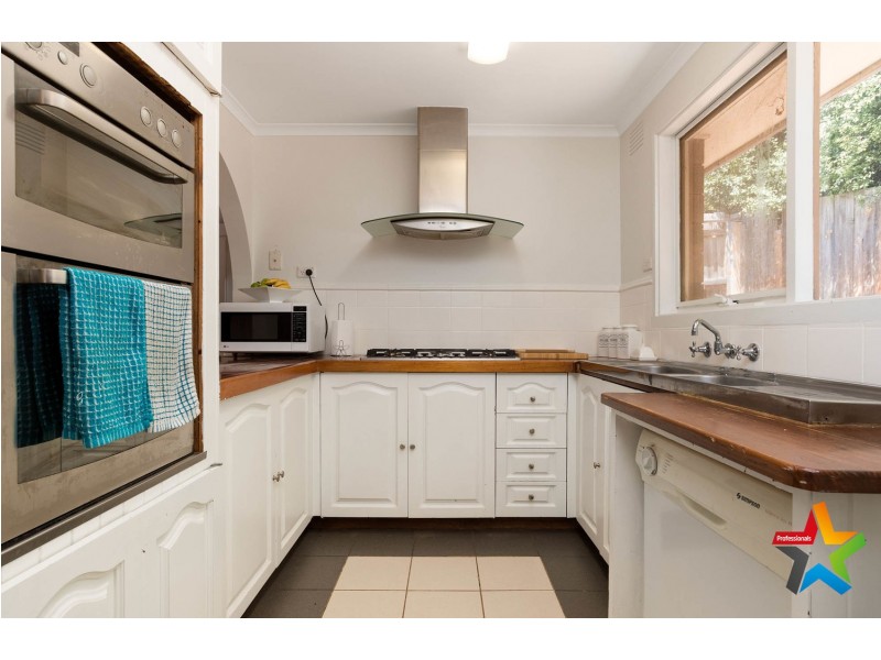 74 Lauriston Drive, Coldstream VIC 3770