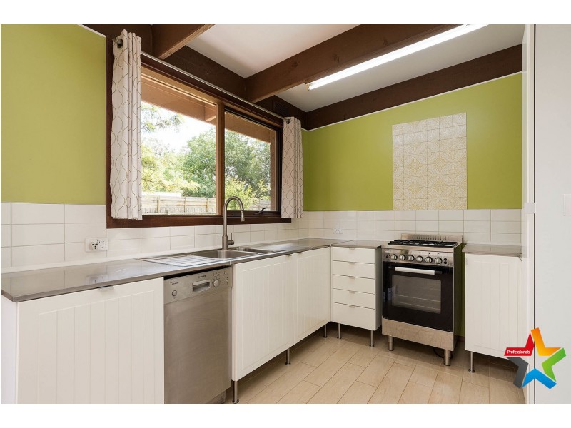 6/42 Colchester Road, Kilsyth VIC 3137