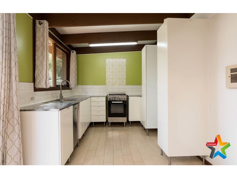 6/42 Colchester Road, Kilsyth VIC 3137