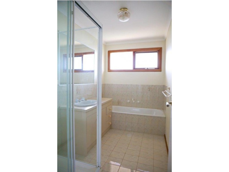 4 Liberty Avenue, Rowville VIC 3178