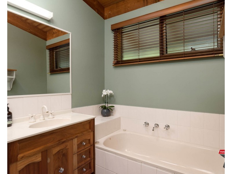 28 Romeo Road, Healesville VIC 3777