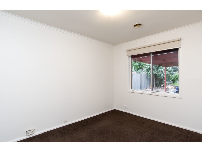 23 Lancaster Road, Mooroolbark VIC 3138