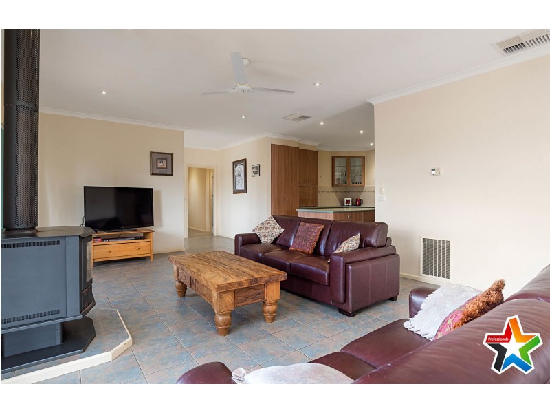 5 Shadi Rise, Yarra Glen VIC 3775