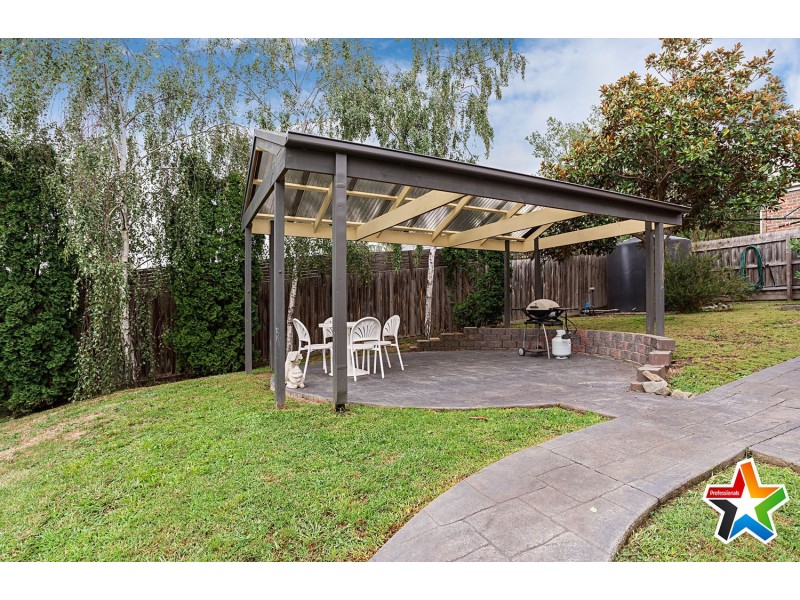 5 Shadi Rise, Yarra Glen VIC 3775