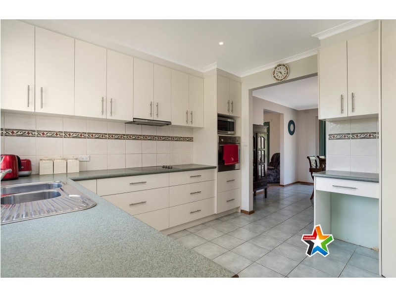 58 Kingswood Drive, Chirnside Park VIC 3116