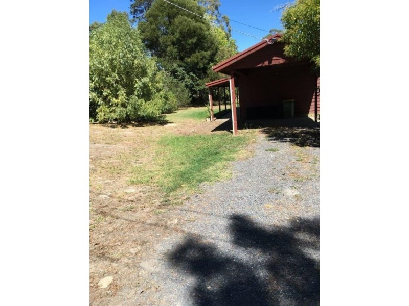 13 Goondah Lane, Healesville VIC 3777