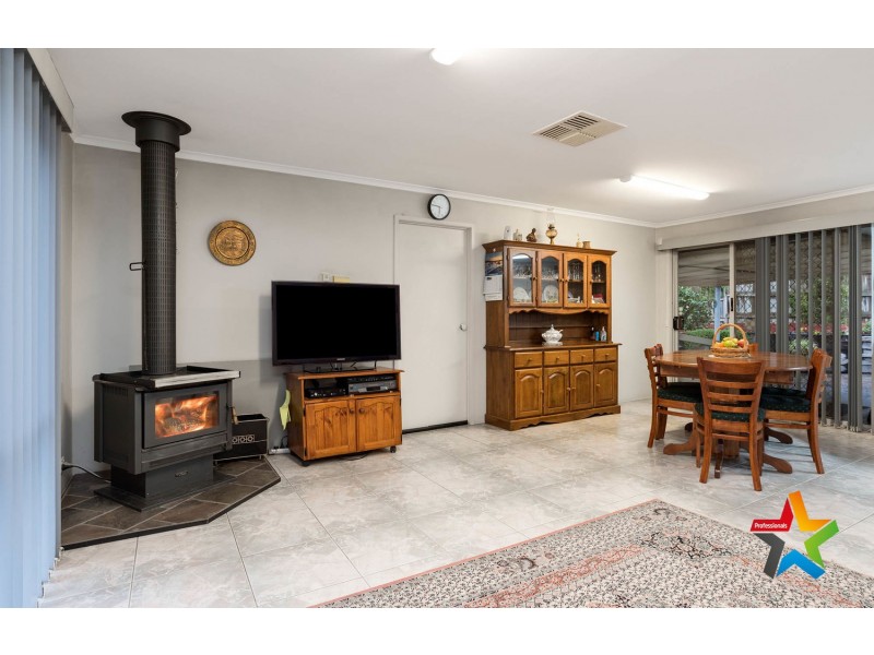 22 The Circuit, Lilydale VIC 3140