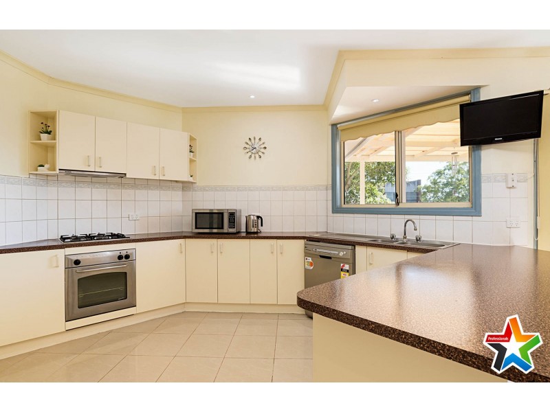 36a Cave Hill Road, Lilydale VIC 3140