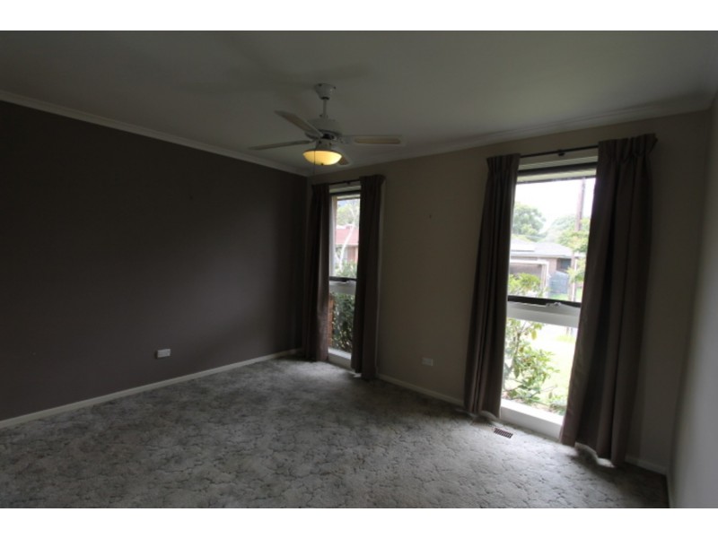 1 Donald Close, Kilsyth VIC 3137